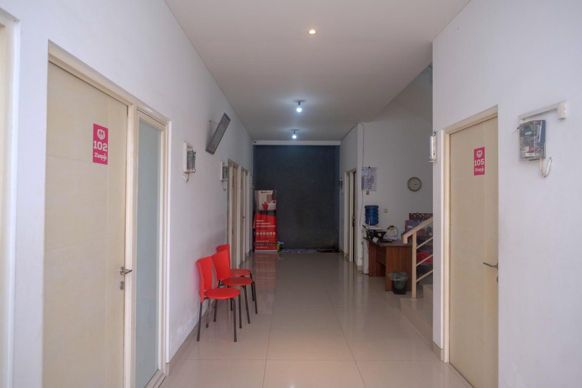 Hotel Reddoorz Syariah Near Simpang Lima Semarang Jomblang Exteriér fotografie