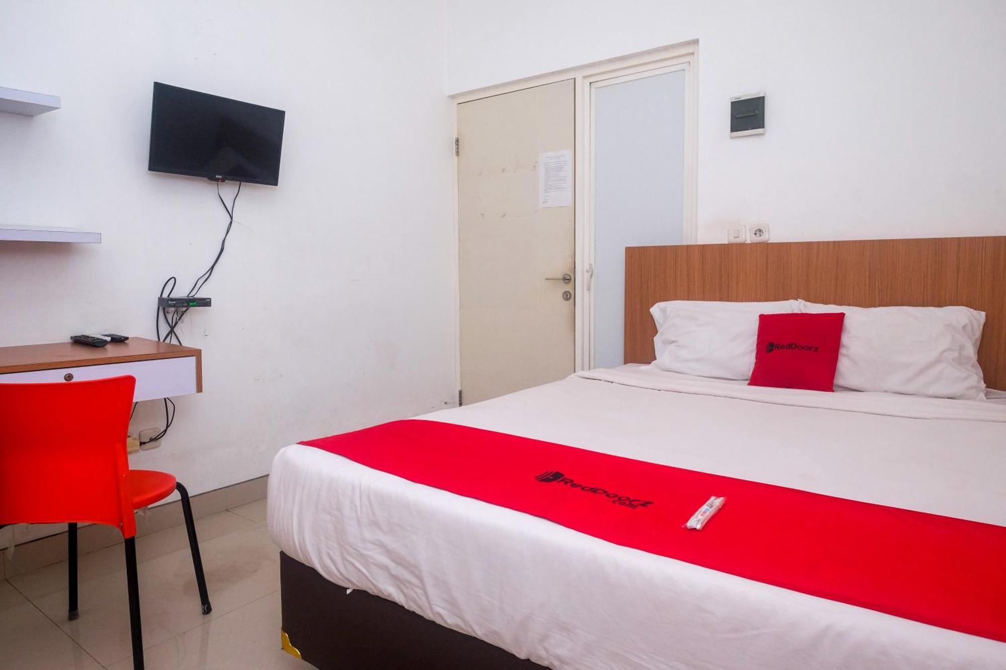 Hotel Reddoorz Syariah Near Simpang Lima Semarang Jomblang Exteriér fotografie